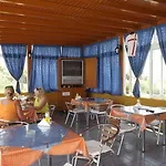 公寓式酒店 马诺利斯公寓 2*