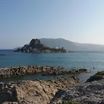 Apart-hotel Manolis