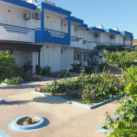 Manolis Aparthotel