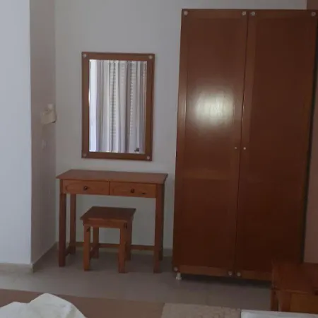 Manolis Lejlighedshotel