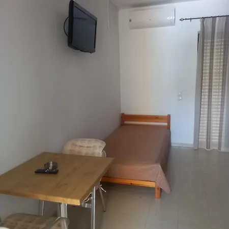 Lejlighedshotel Manolis 2*