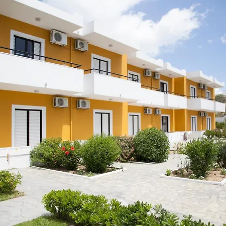 Manolis Aparthotel 2*