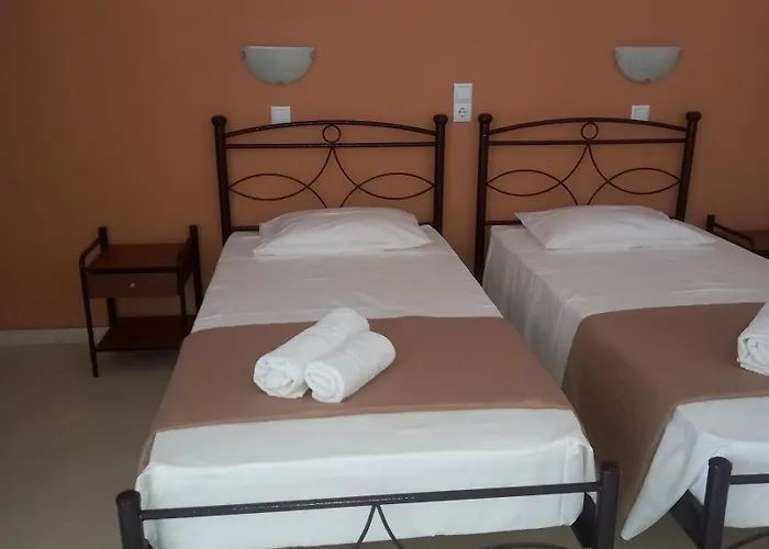 Apart-hotel Manolis 2*