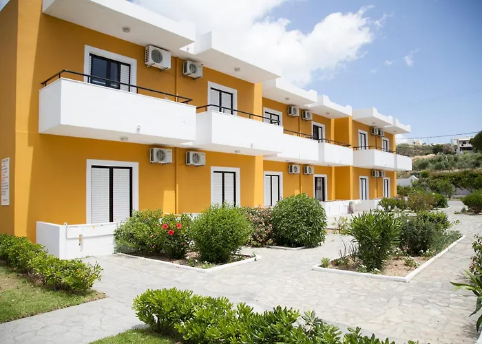 Manolis شقة فندقية 2*